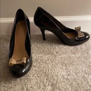Lauren Conrad Black Pumps with Gold Bow